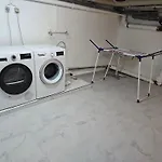 Hirsch 招待所 3*