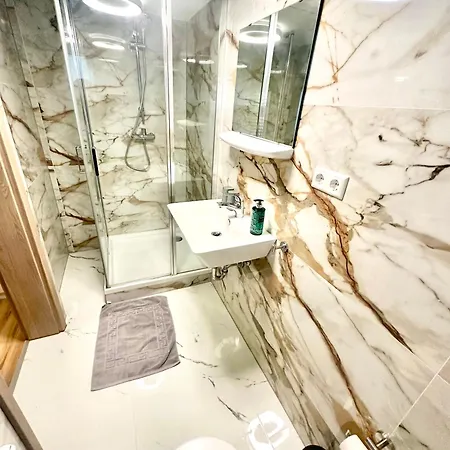 Hirsch 3* Berg bei Ravensburg