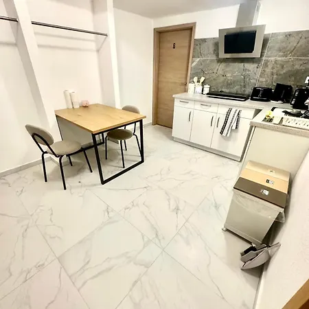 Hirsch 3* Berg bei Ravensburg