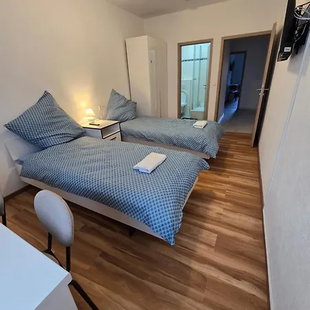 Hirsch Πανσιόν Berg bei Ravensburg