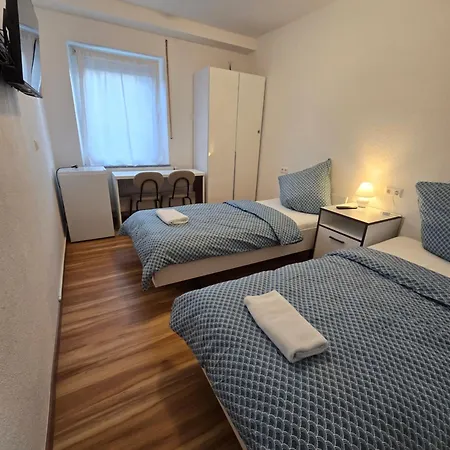 Πανσιόν Hirsch 3*