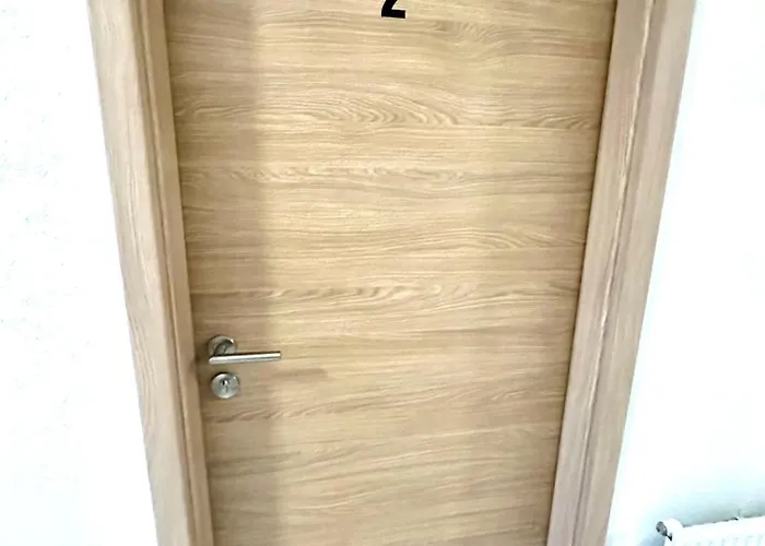 Hirsch Гостевой дом Берг-бай-Равенсбург