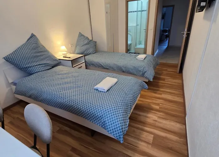 Hirsch Гостевой дом Берг-бай-Равенсбург