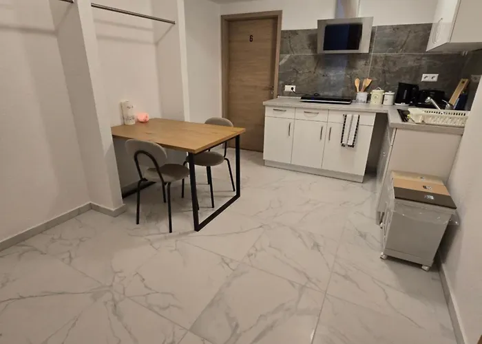 Гостевой дом Hirsch Берг-бай-Равенсбург